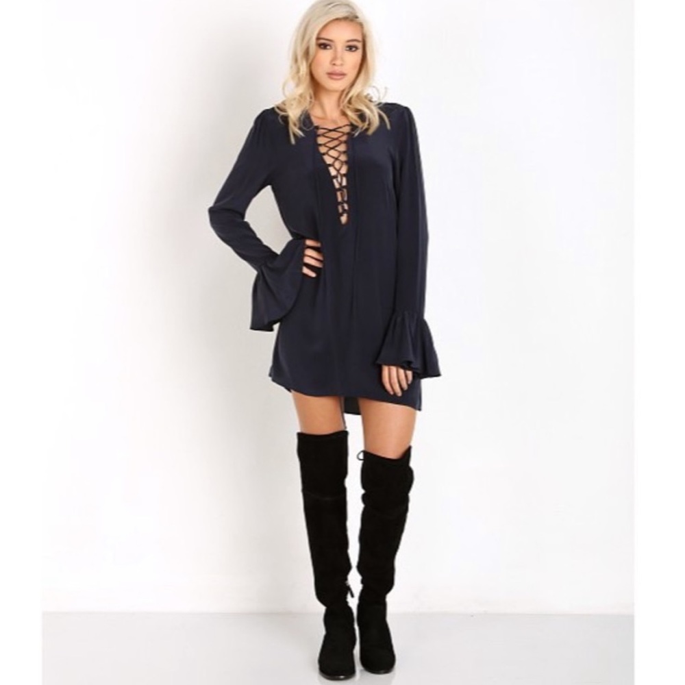 ❌❌SOLD❌❌ Black V Neck Long Sleeve Mini Dress